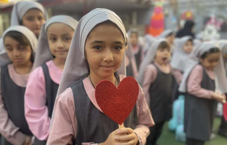 برگزاری صبحگاه و غوطه وری دپارتمان زبان 4