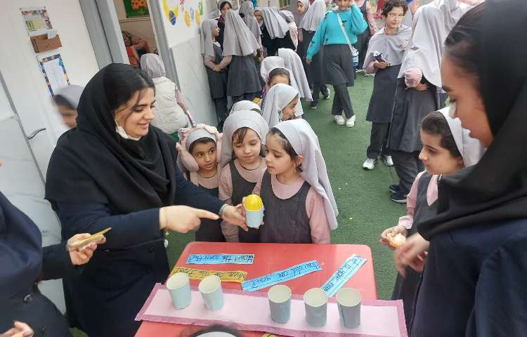 برگزاری صبحگاه و غوطه وری دپارتمان زبان 4