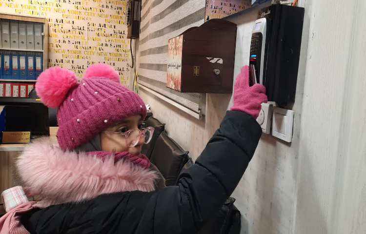 برگزاری صبحگاه و غوطه وری دپارتمان زبان 4