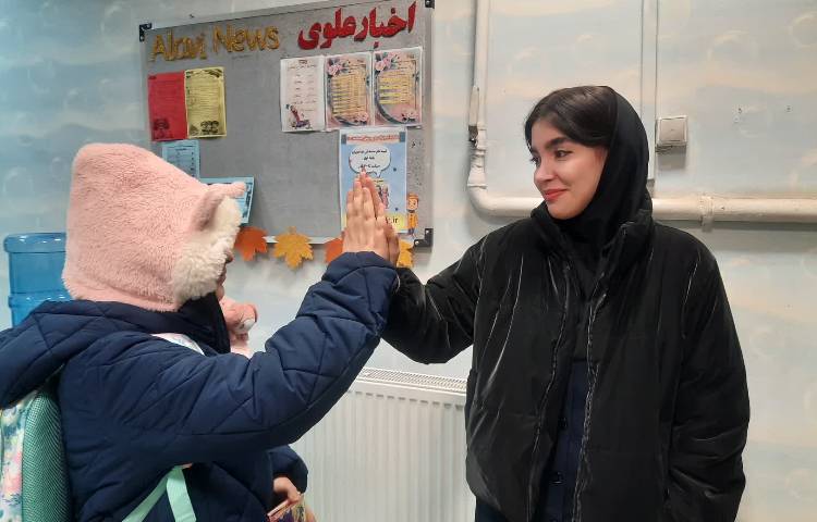 برگزاری صبحگاه و غوطه وری دپارتمان زبان 5