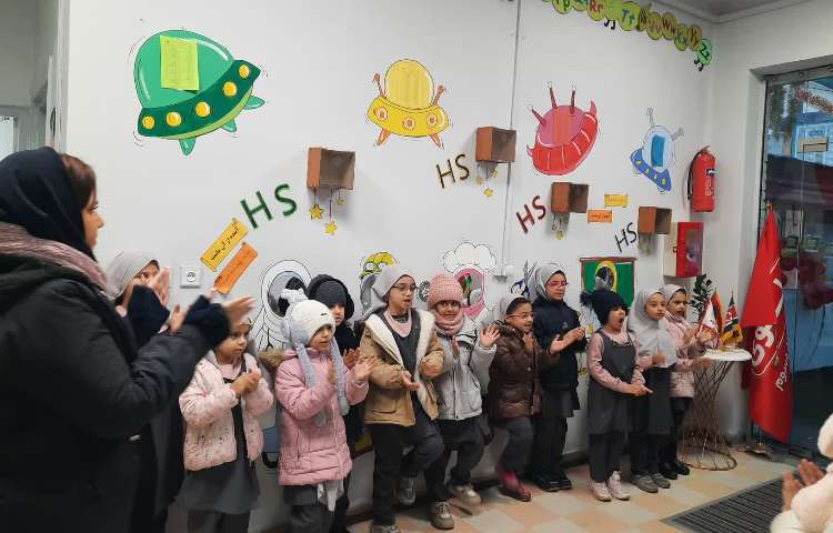 برگزاری صبحگاه و غوطه وری دپارتمان زبان 6