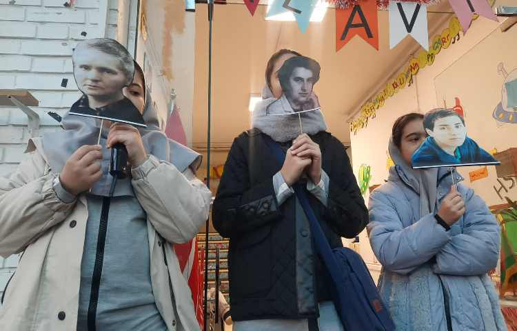 برگزاری صبحگاه و غوطه وری دپارتمان زبان 9