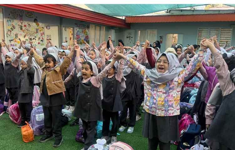 برگزاری صبحگاه و غوطه وری زبان انگلیسی 6