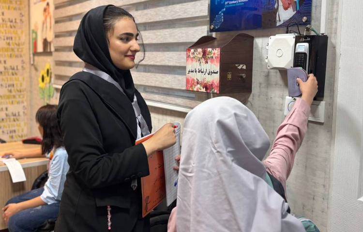 برگزاری صبحگاه و غوطه وری زبان 4