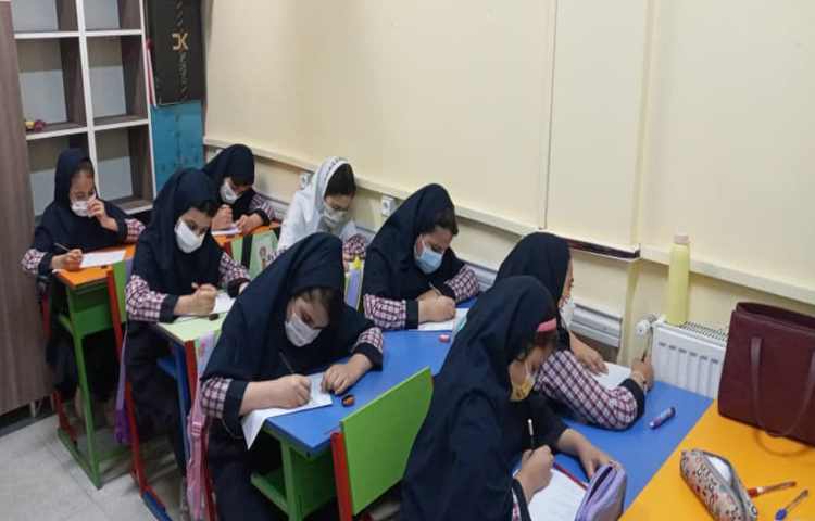 برگزاری طرح سنجش درس ادبیات‌فارسی مدادقرمز4 2