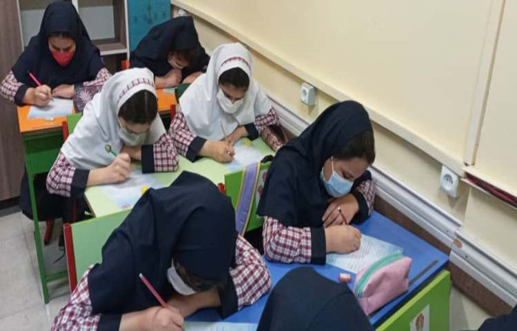 برگزاری طرح سنجش درس ریاضیات مدادقرمز4 3