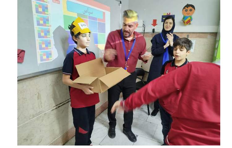 برگزاری مراسم اهدای جوایز سه شنبه های داغ 13