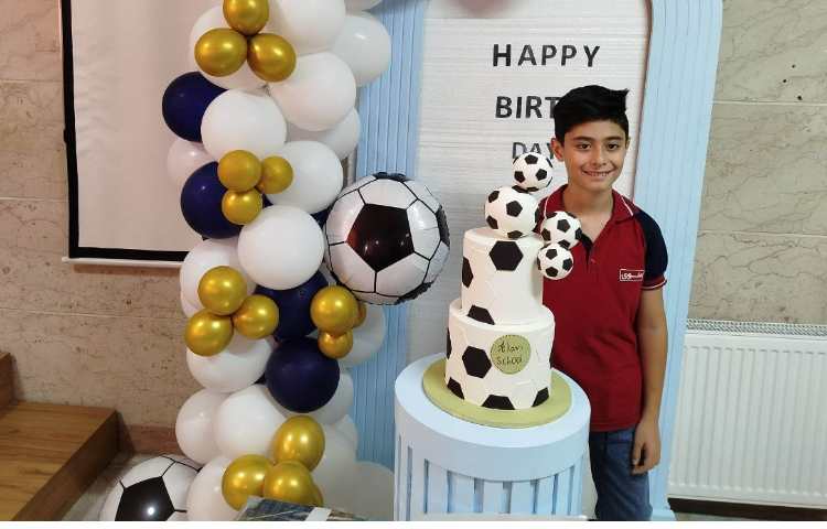 برگزاری مراسم تولد دانش آموزان مهرماهی 10