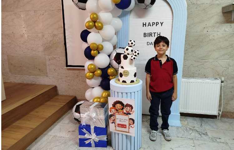 برگزاری مراسم تولد دانش آموزان مهرماهی 13