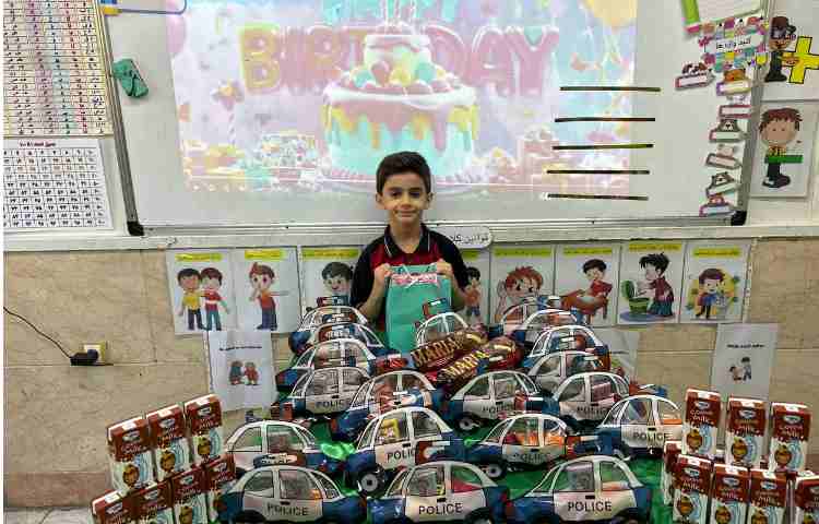 برگزاری مراسم تولد دانش آموزان مهرماهی 29