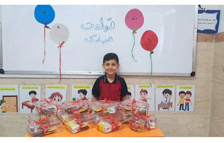 برگزاری مراسم تولد دانش آموزان مهرماهی 49