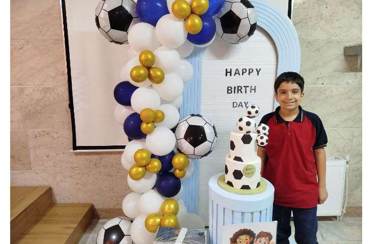 برگزاری مراسم تولد دانش آموزان مهرماهی 8