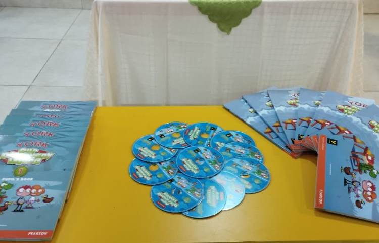 برگزاری مراسم جشن شروع کتاب Our discovery island 1 1