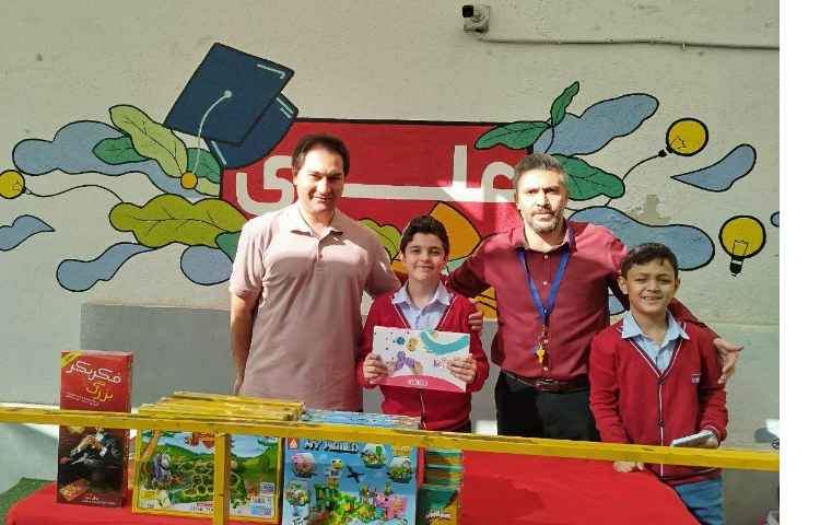 برگزاری مراسم سه شنبه داغ و اهدای جوایز به دانش آموزان فعال 1