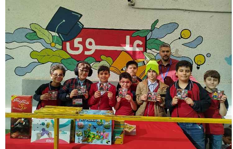 برگزاری مراسم سه شنبه داغ و اهدای جوایز به دانش آموزان فعال 5