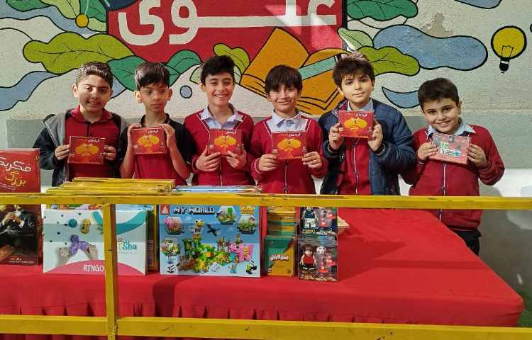 برگزاری مراسم سه شنبه داغ و اهدای جوایز به دانش آموزان فعال 6