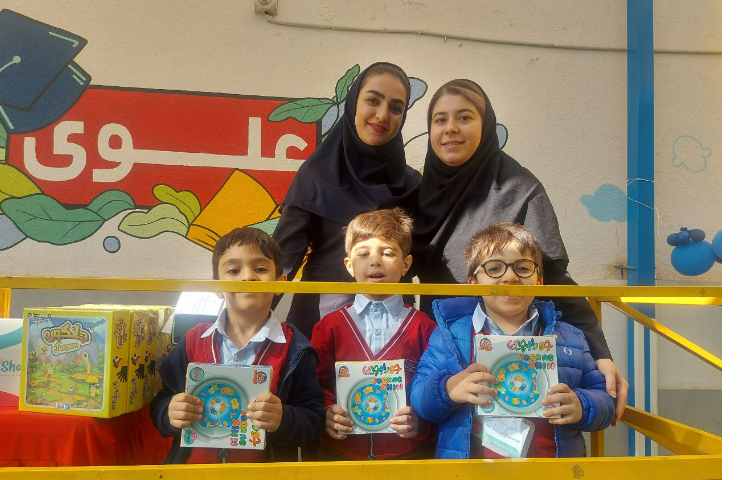 برگزاری مراسم سه شنبه داغ و اهدای جوایز دانش آموزان برتر 20