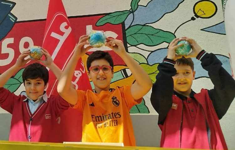 برگزاری مراسم سه شنبه داغ و اهدای جوایز دانش آموزان 10