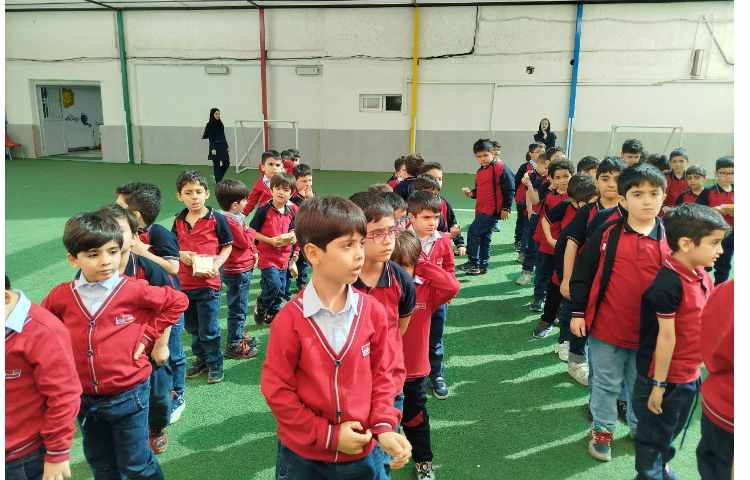 برگزاری مراسم سه شنبه داغ و اهدای جوایز دانش آموزان 10