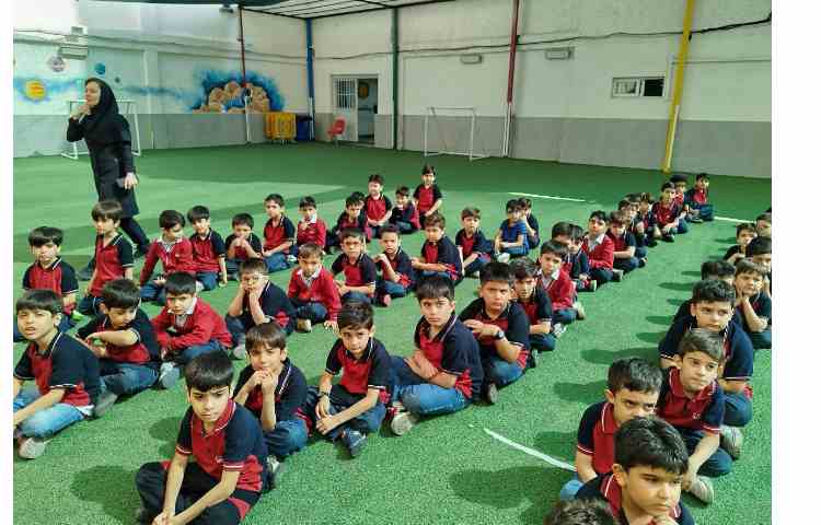 برگزاری مراسم سه شنبه داغ و اهدای جوایز دانش آموزان 17