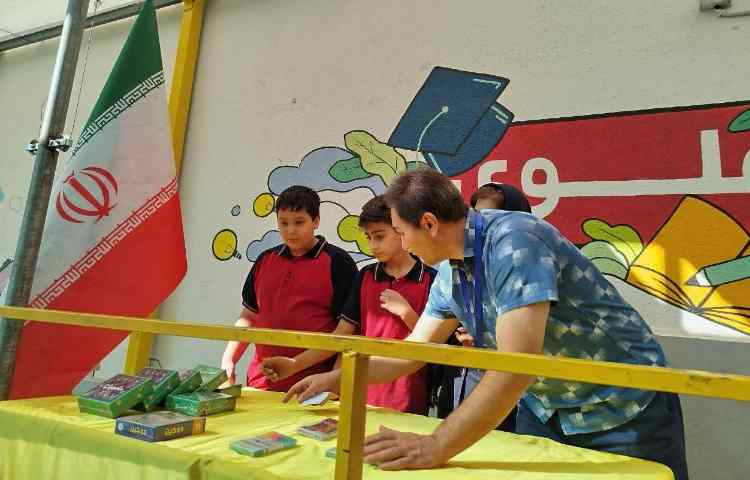 برگزاری مراسم سه شنبه داغ و اهدای جوایز دانش آموزان 2