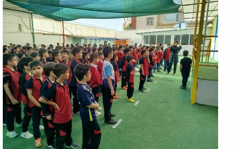 برگزاری مراسم صبحگاهی 11