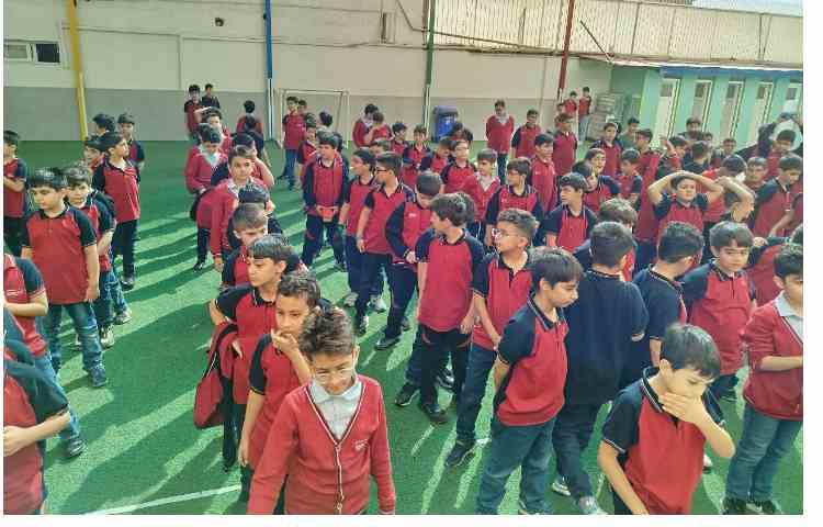 برگزاری مراسم صبحگاهی 8