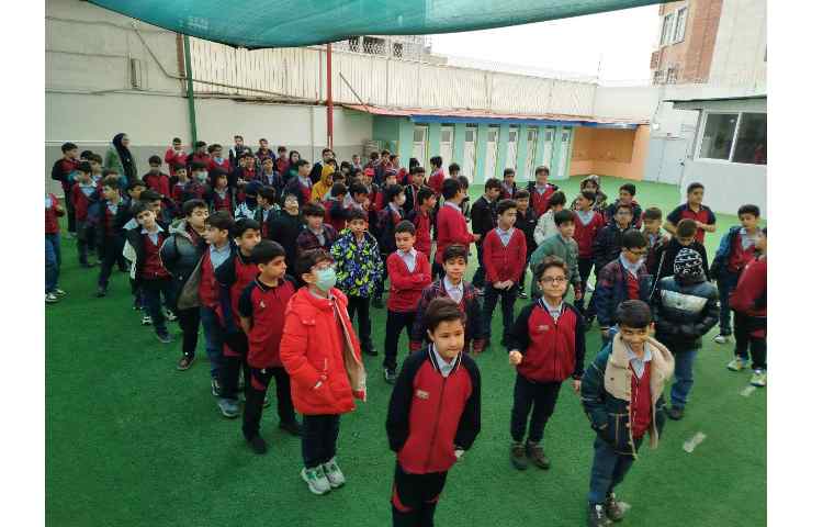 برگزاری مراسم صبحگاهی 9