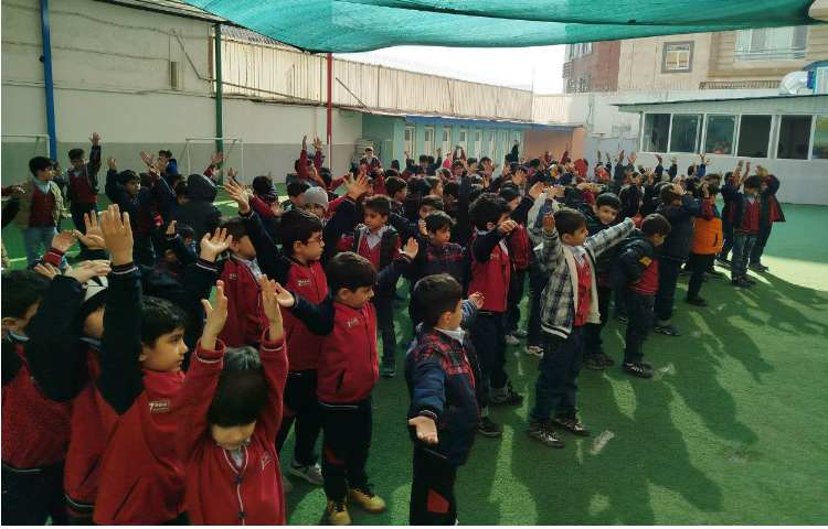 برگزاری مراسم صبحگاهی