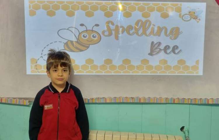 برگزاری مرحله اول مسابقه spelling bee 12