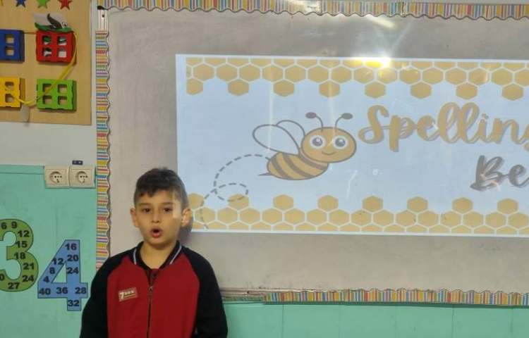 برگزاری مرحله اول مسابقه spelling bee 9