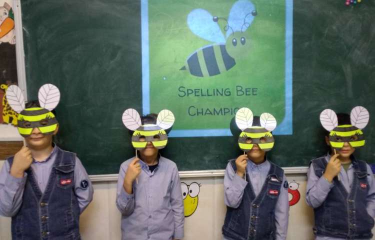 برگزاری مرحله دوم مسابقه Spelling Bee 1