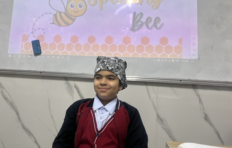 برگزاری مرحله‌ی اول مسابقه Spelling Bee به صورت درون کلاسی 2