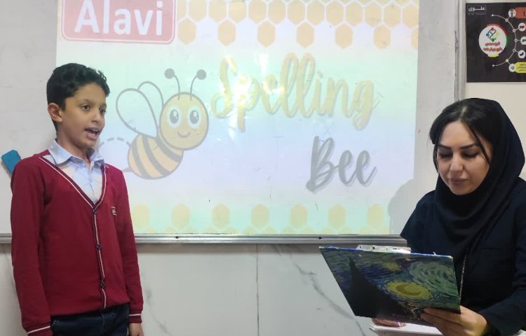 برگزاری مرحله‌ی اول مسابقه Spelling Bee به صورت درون کلاسی 3