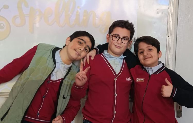 برگزاری مرحله‌ی اول مسابقه Spelling Bee به صورت درون کلاسی 4