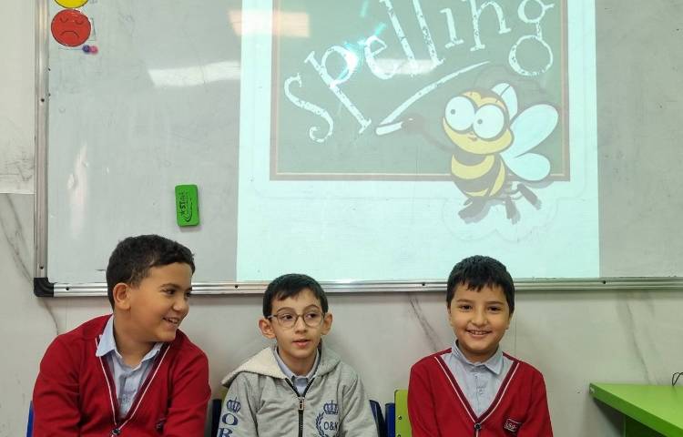 برگزاری مرحله‌ی اول مسابقه‌ی Spelling Bee