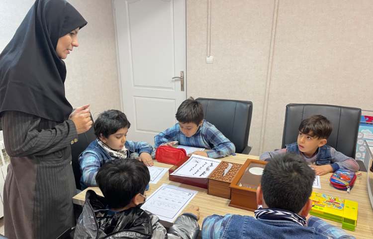 :برگزاری مسابقات آقای ریاضی مرحله ی نهایی درون مدرسه ای 3