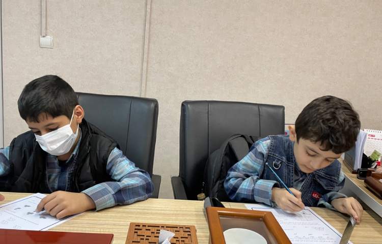 :برگزاری مسابقات آقای ریاضی مرحله ی نهایی درون مدرسه ای 8