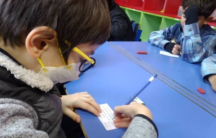 : برگزاری مسابقات آقای ریاضی ویژه پایه های اول تا سوم 3