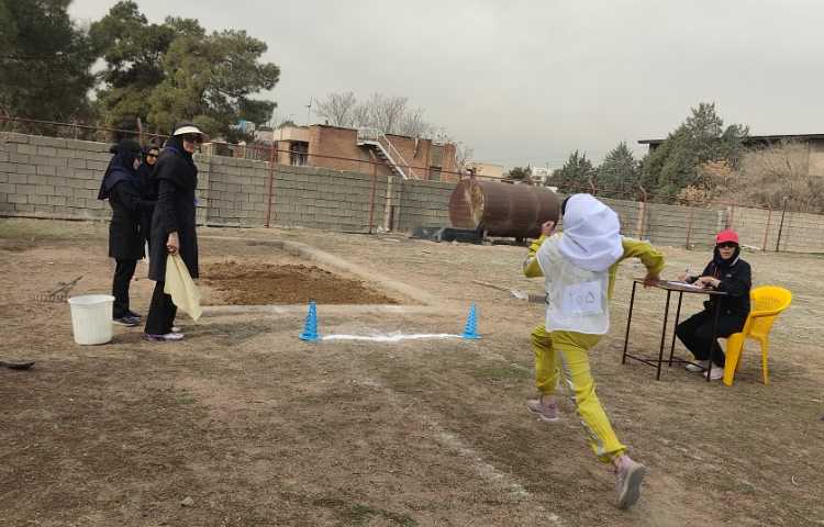 برگزاری مسابقات دو و میدانی منطقه 13 3