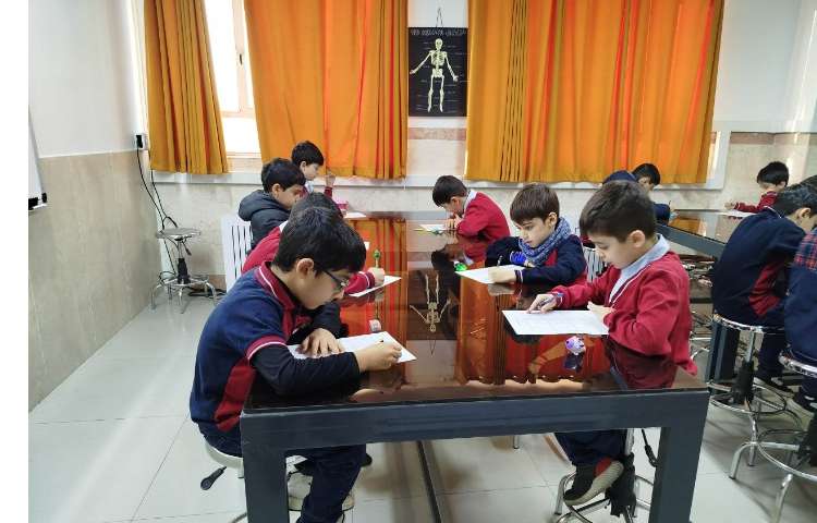 برگزاری مسابقات سودوکو درون مدرسه ای 1