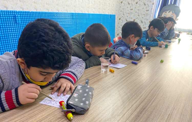 :برگزاری مسابقات سودکو مرحله نهایی درون مدرسه ای 8