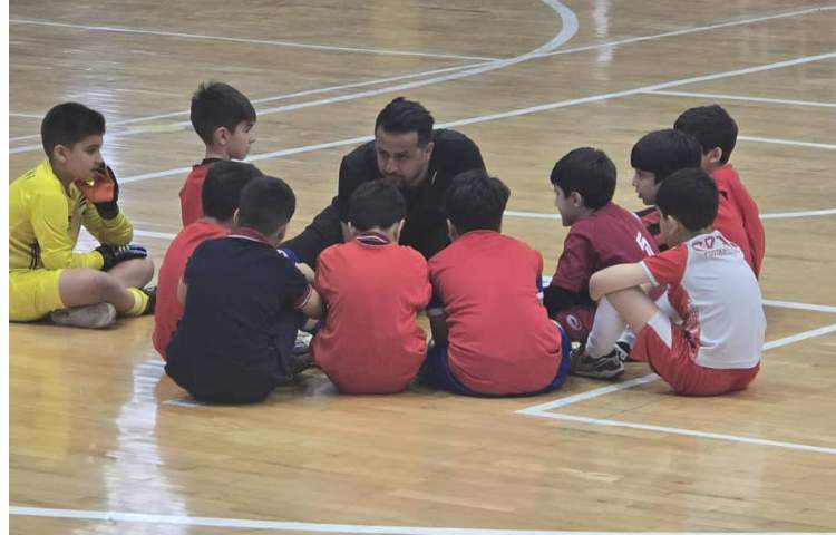 برگزاری مسابقات فوتسال بین شعب علوی 16