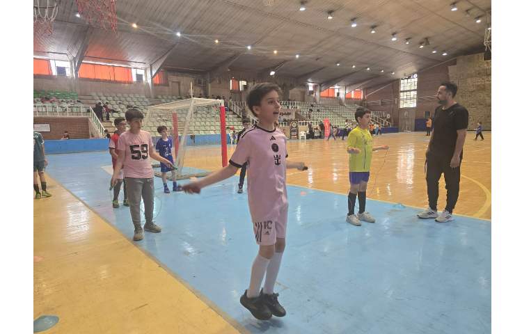 برگزاری مسابقات فوتسال بین شعب علوی 9