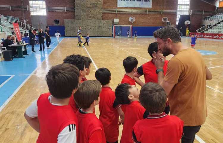 برگزاری مسابقات فوتسال بین مدارس علوی 11