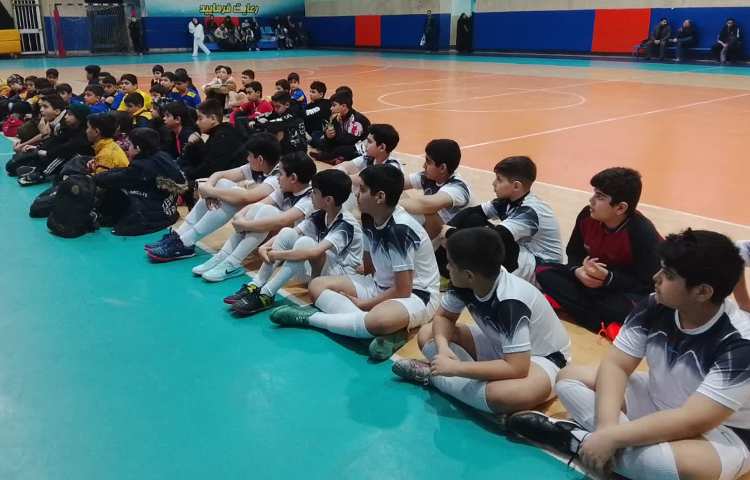 برگزاری مسابقات فوتسال 8