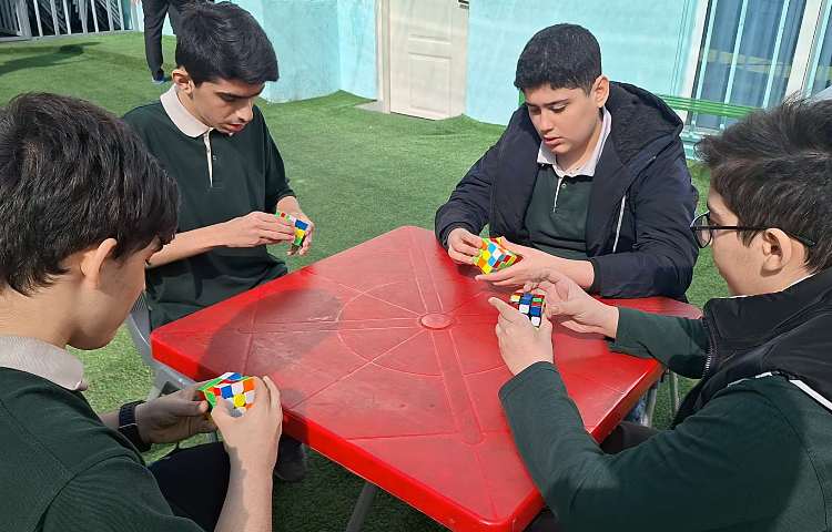 برگزاری مسابقات مکعب روبیک 2