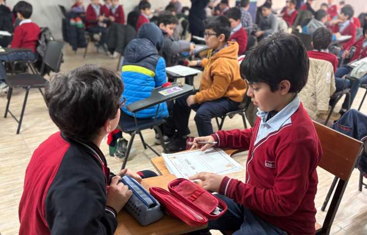 برگزاری مسابقات نهایی آقا و خانم ریاضی 19