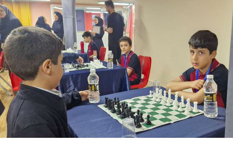 برگزاری مسابقات ورزشی بین شعب علوی(شطرنج، دارت) 9