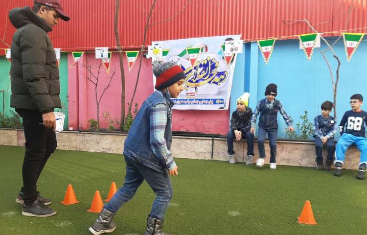 :برگزاری مسابقات پرش طول به مناسبت دهه فجر 1